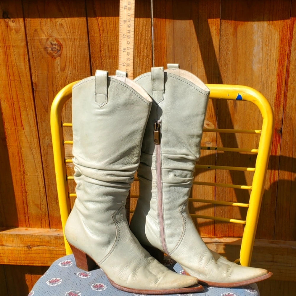 Vintage Italian Pale Blue Leather Slouchy Pointy Boots Sz 7 Angela Falconi!